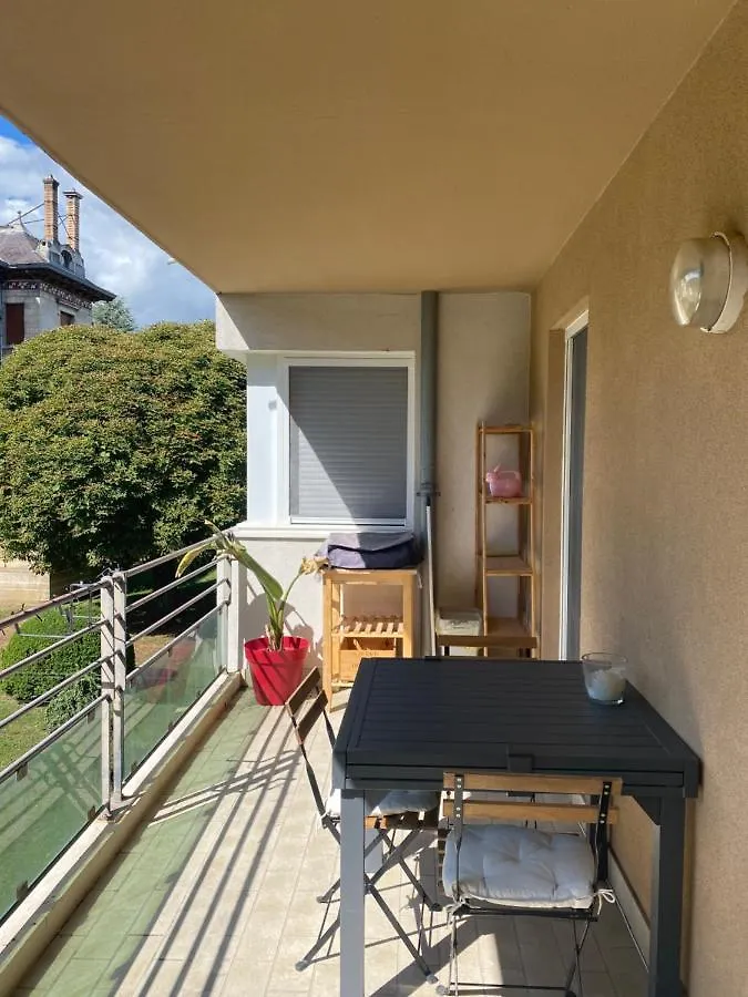 Appartement Calme Et Lumineux Proche De Lyon Saint-Romain-au-Mont-D'or 0*,  프랑스